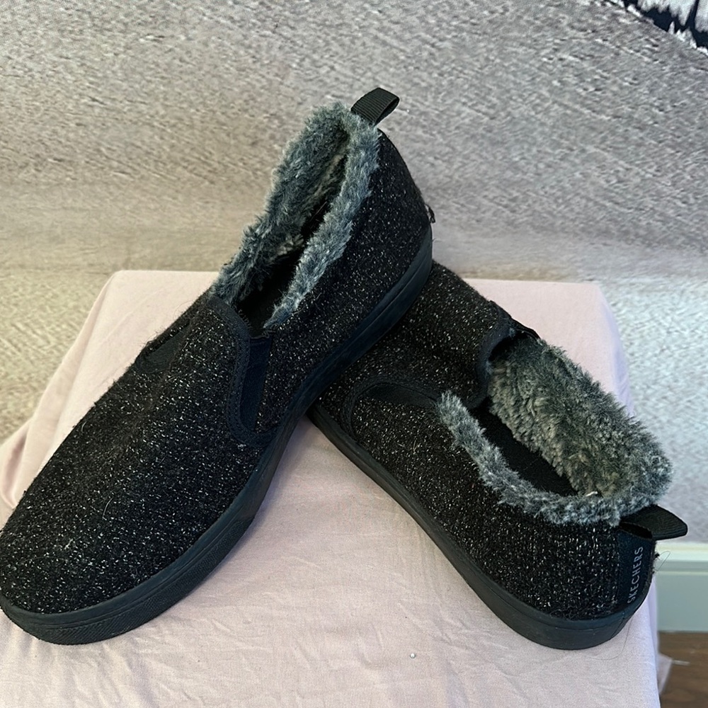 Skechers Black Furry Flats